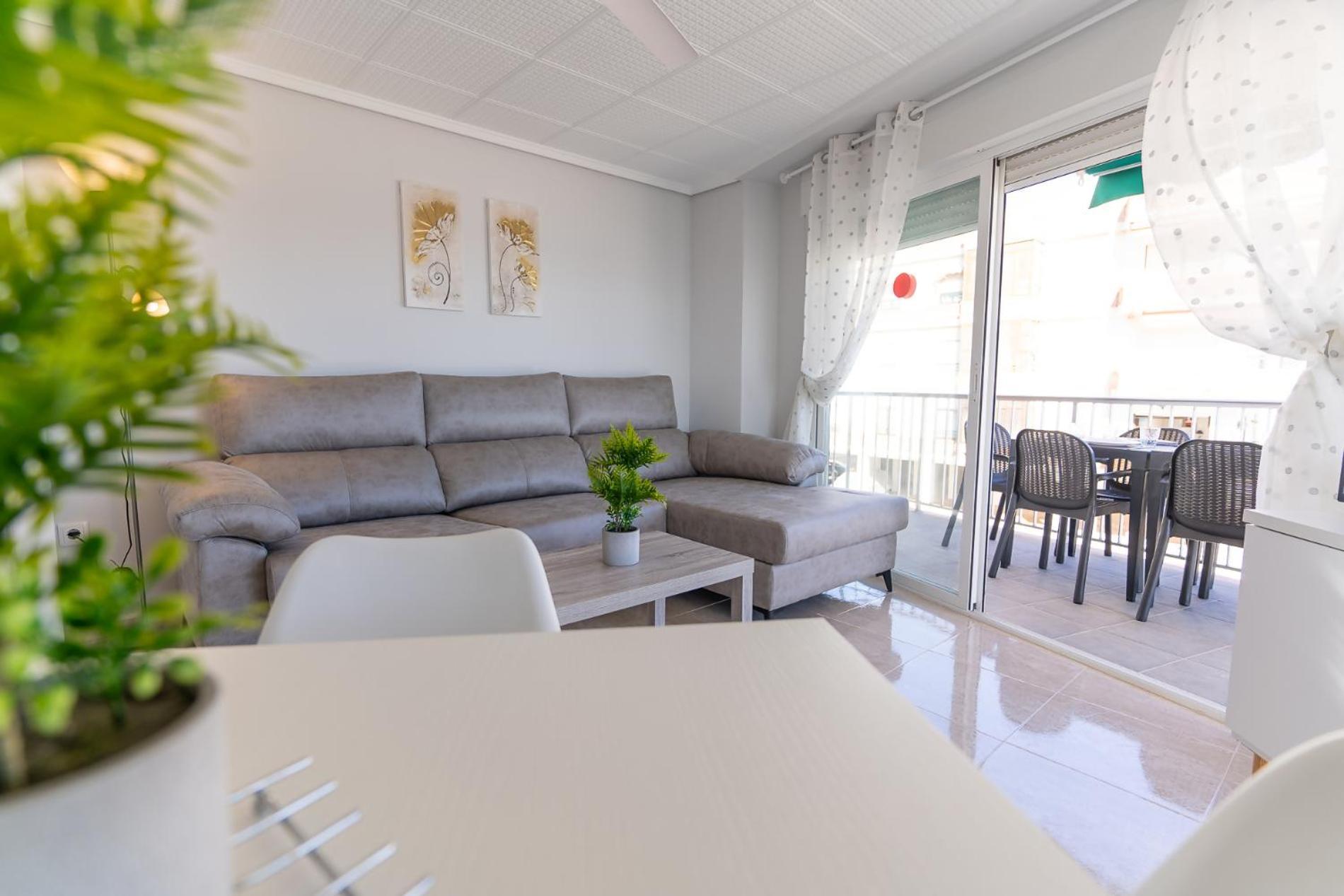 Rentafive Primera Linea Terraza Reformado Apartamento Santa Pola