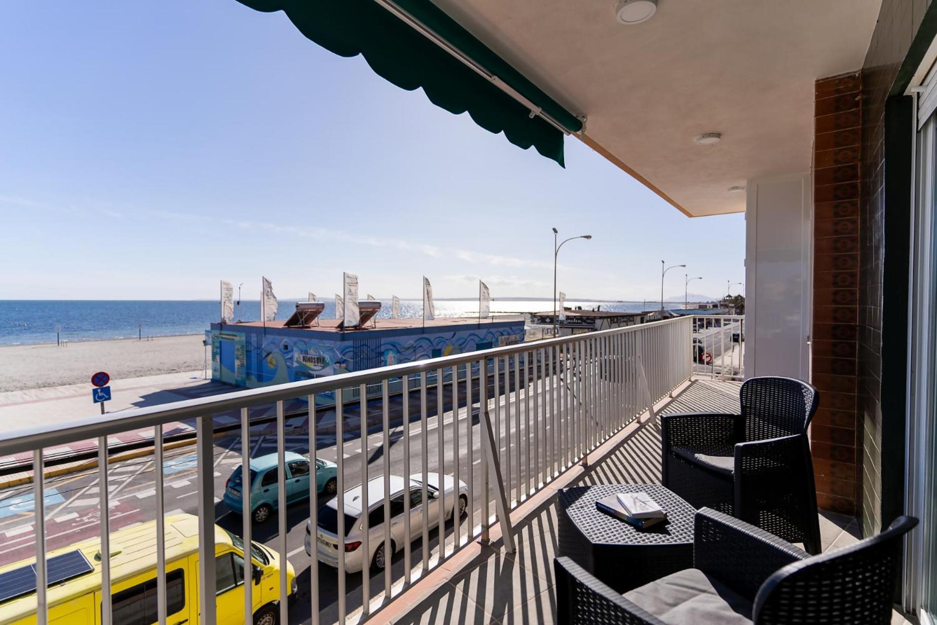 Apartamento Rentafive Primera Linea Terraza Reformado *